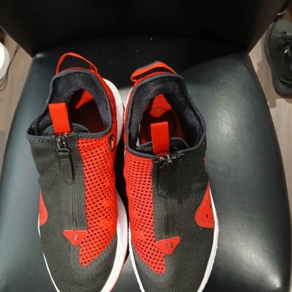 Nike PG 4. Black/Red. Paul George Sneakers. CD5079-003. Men Size 9. - Picture 4 of 9